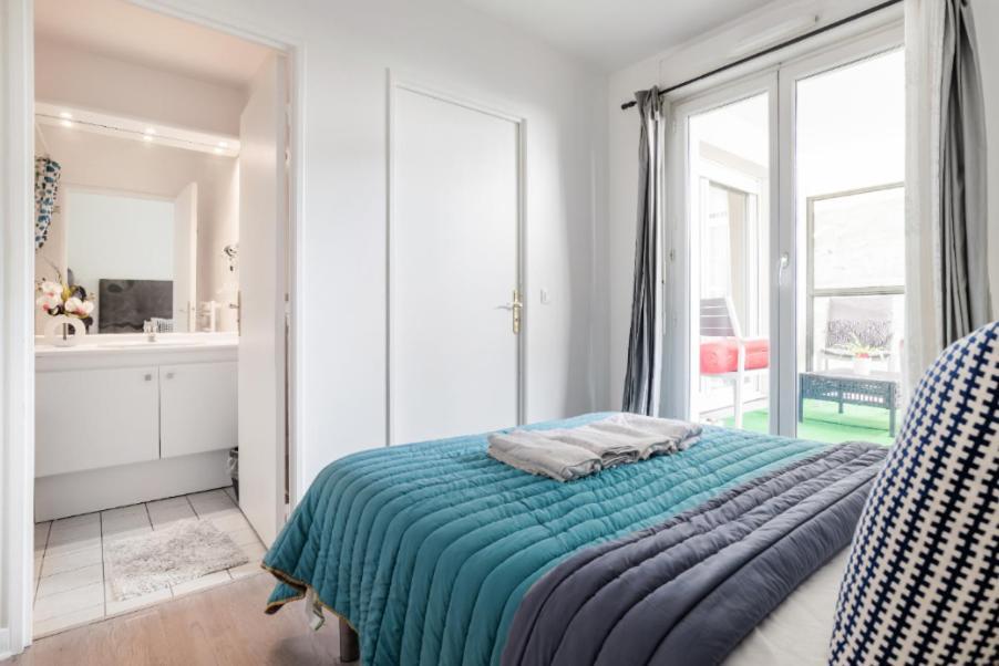 Appartement Spacieux Avec Terrasse Pres De Paris Et Du Stade De France サン＝ドニ エクステリア 写真